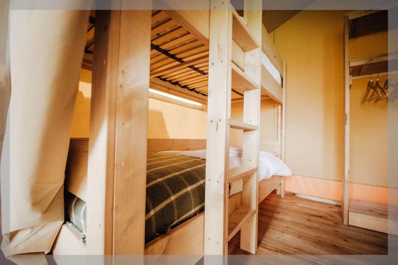ホテル Ty Llewelyn Glamping & Camping スランイドロイス エクステリア 写真